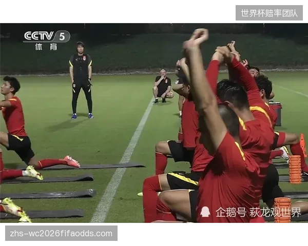 尼斯后卫奥蓬和巴尔德成为球队铁闸,高强度对抗保障防线硬度。 尼斯后卫奥蓬和巴尔德成为球队铁闸,高强度对抗保障防线硬度。